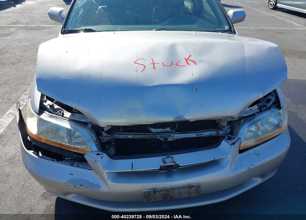 1998 HONDA ACCORD VIN: 1HGCG6672WA146565