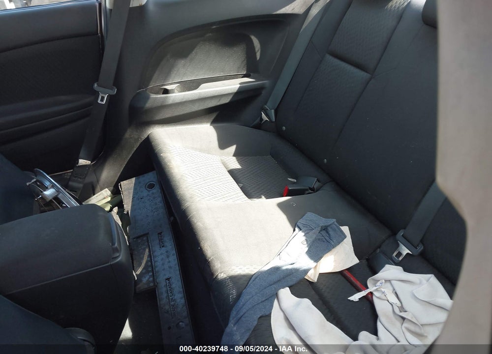 2015 HONDA CIVIC LX VIN: 2HGFG3B57FH518919