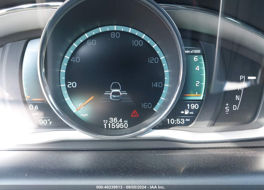 2016 VOLVO XC60 T5 DRIVE-E PLATINUM VIN: YV440MDM4G2792994