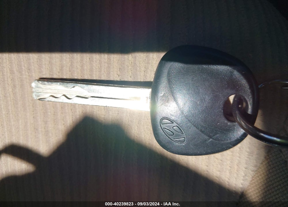 2013 HYUNDAI SONATA GLS VIN: 5NPEB4AC9DH712273