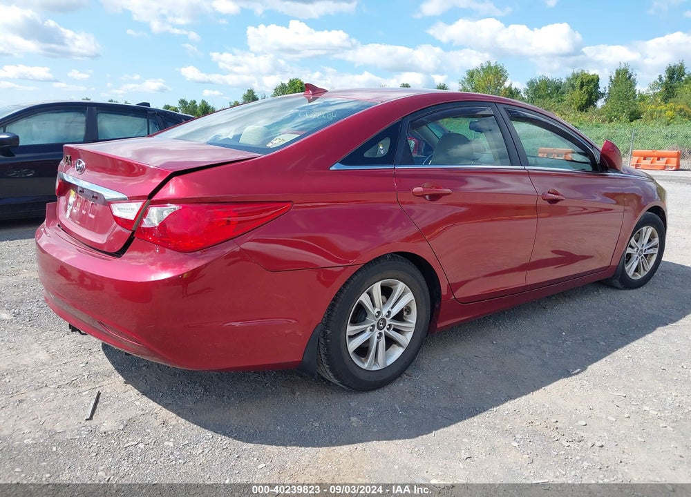 2013 HYUNDAI SONATA GLS VIN: 5NPEB4AC9DH712273