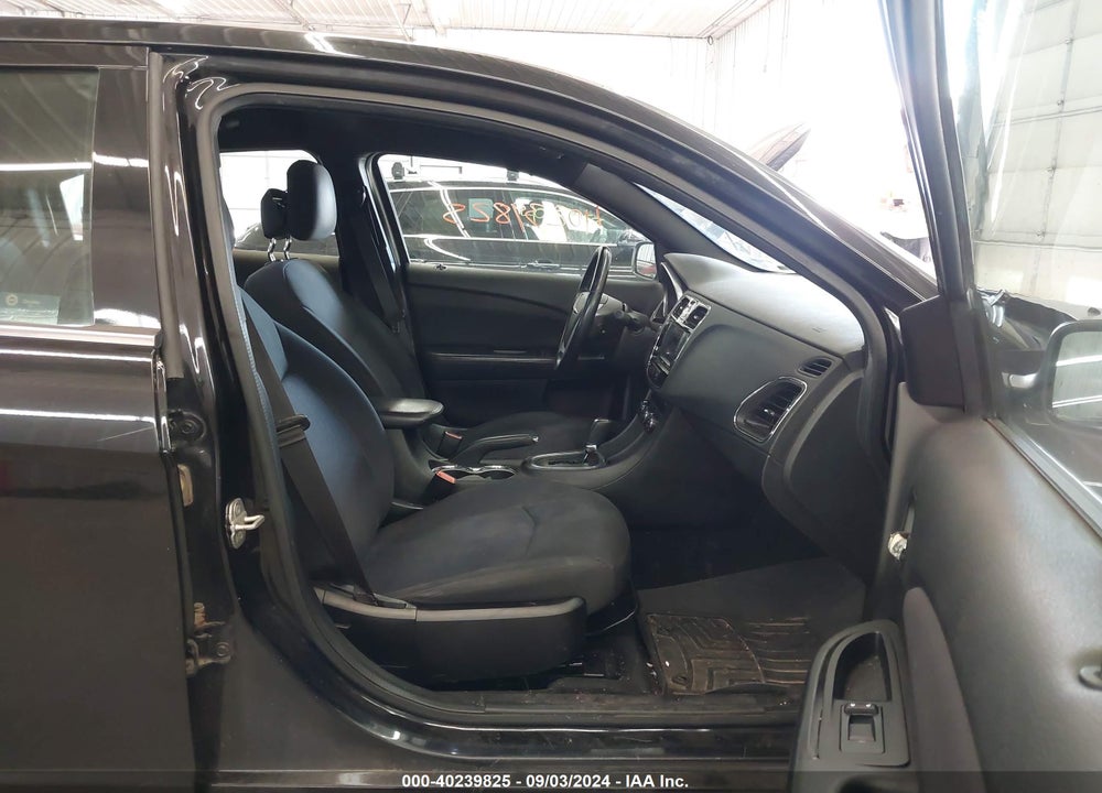 2013 CHRYSLER 200 TOURING VIN: 1C3CCBBB8DN700277