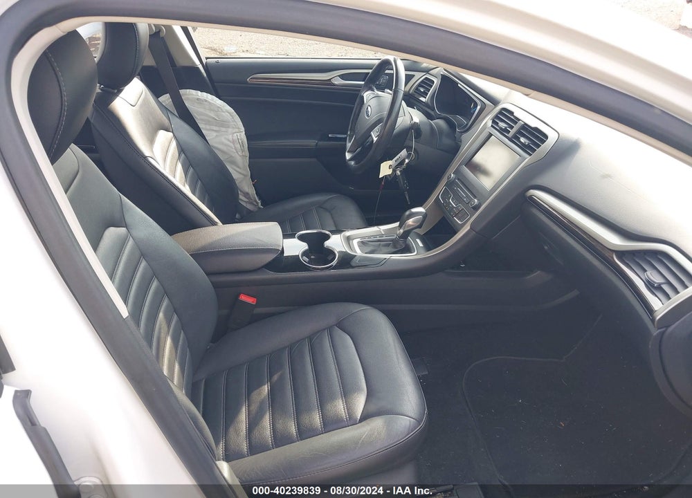 2016 FORD FUSION SE VIN: 1FA6P0HD6G5120675