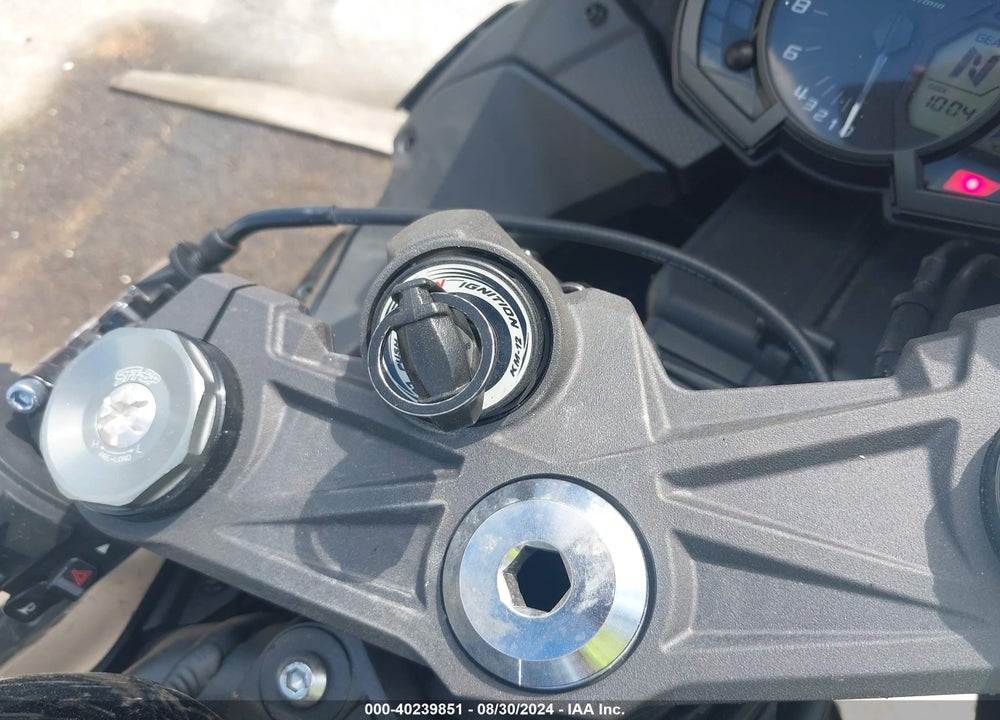 2022 KAWASAKI ZX636 K VIN: JKBZXJH17NA013437