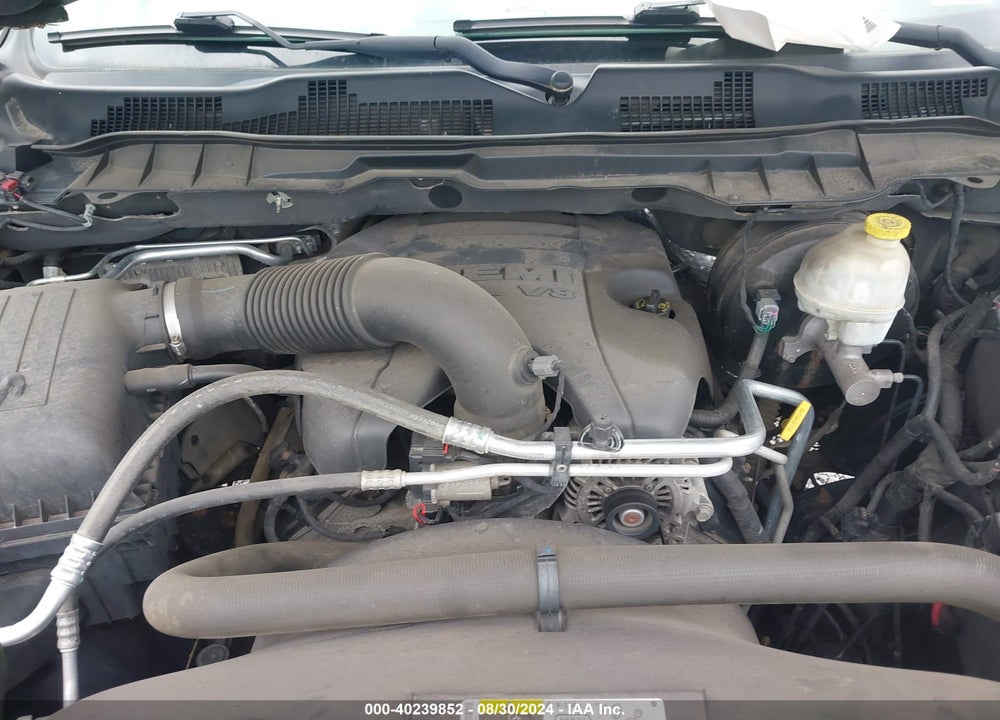 2013 RAM 1500 BIG HORN VIN: 1C6RR7GT5DS638395