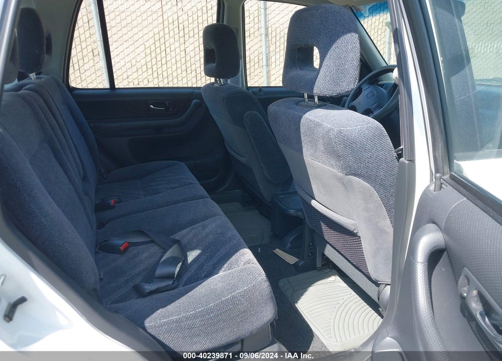 2000 HONDA CR-V EX VIN: JHLRD1866YC054572