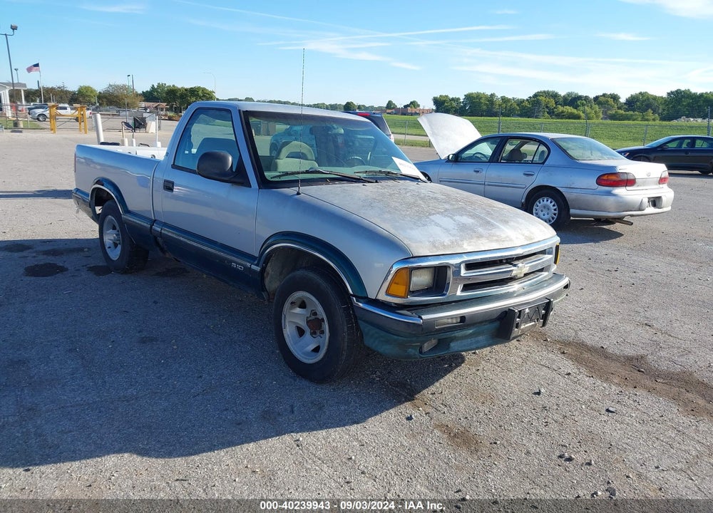 1996 CHEVROLET S TRUCK S10 VIN: 1GCCS14X2T8189289