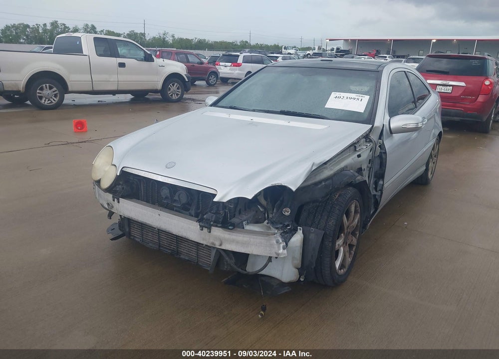 2005 MERCEDES-BENZ C 230 KOMPRESSOR SPORT VIN: WDBRN40J05A648589