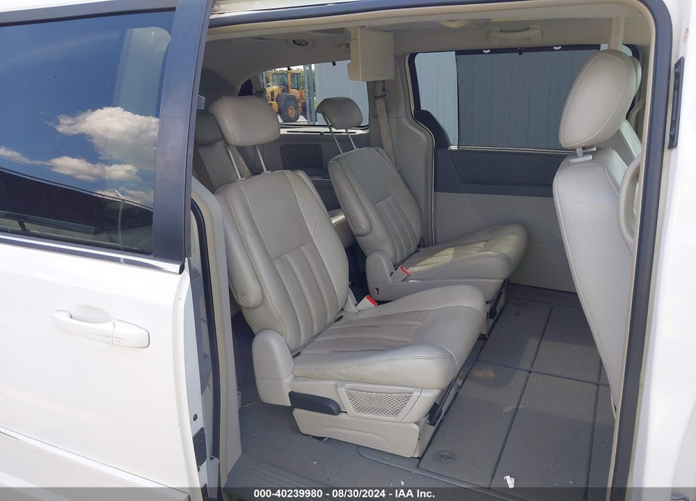 2008 CHRYSLER TOWN & COUNTRY TOURING VIN: 2A8HR54P78R764967