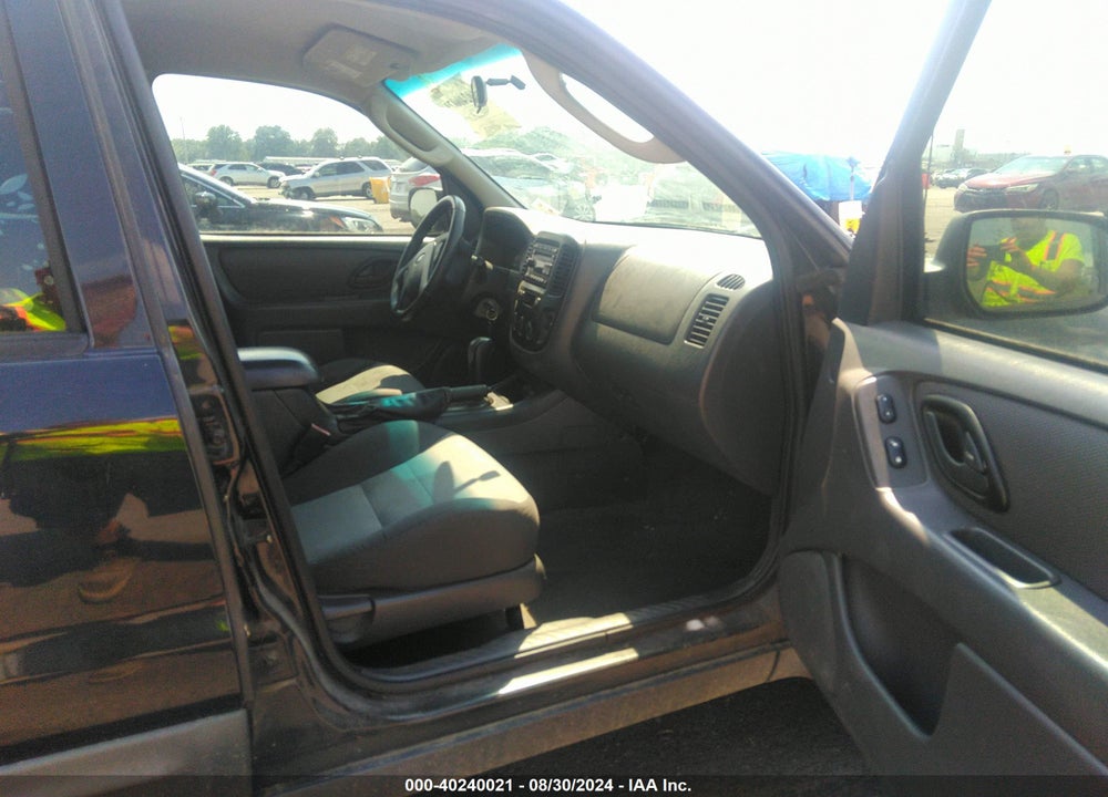 2006 FORD ESCAPE XLS/XLS MANUAL VIN: 1FMYU02Z26KC14015