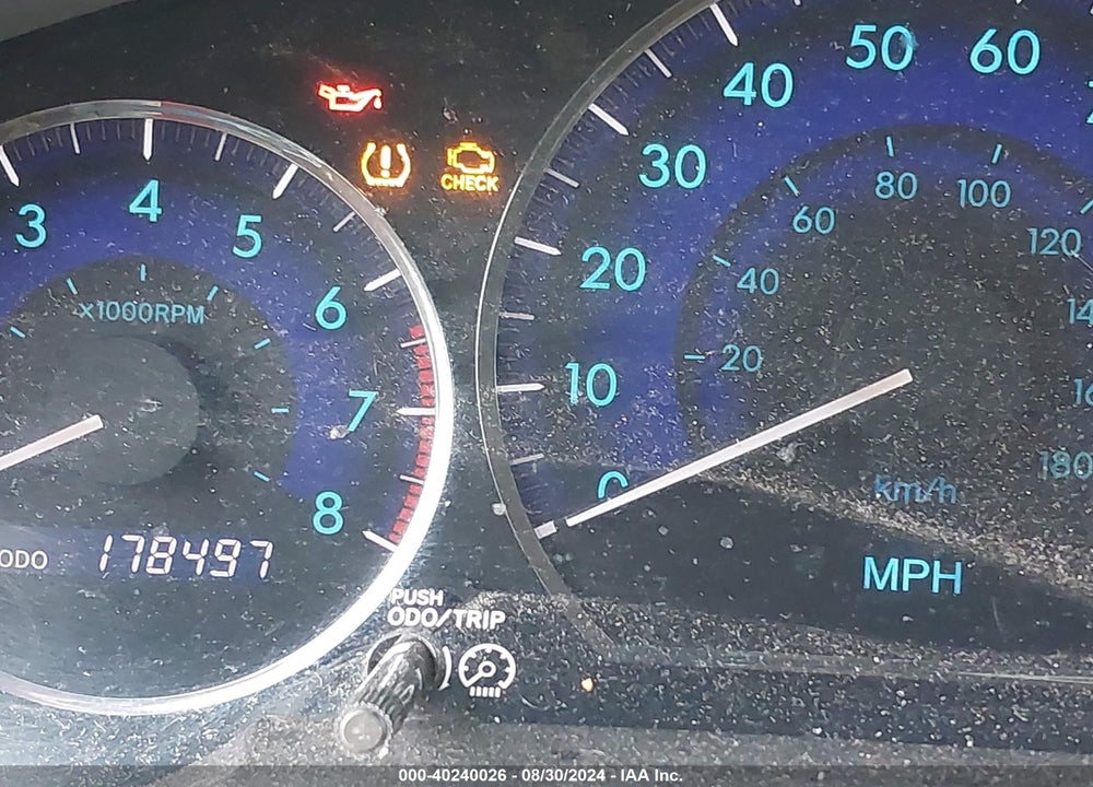 2010 TOYOTA SIENNA XLE VIN: 5TDYK4CC7AS318870