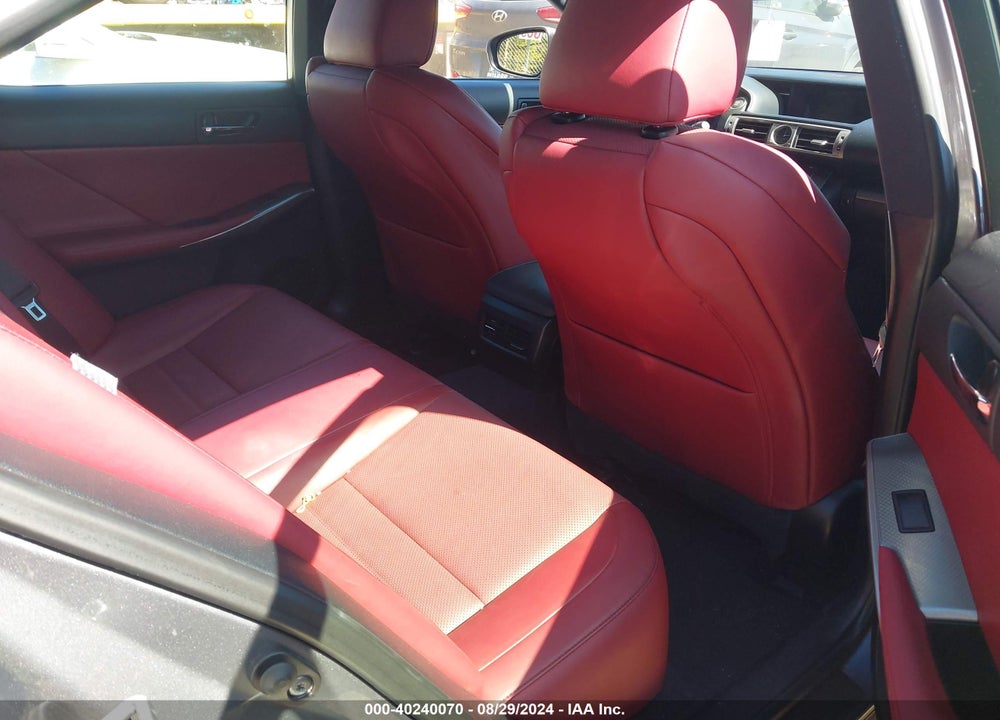 2016 LEXUS IS 200T VIN: JTHBA1D27G5011676