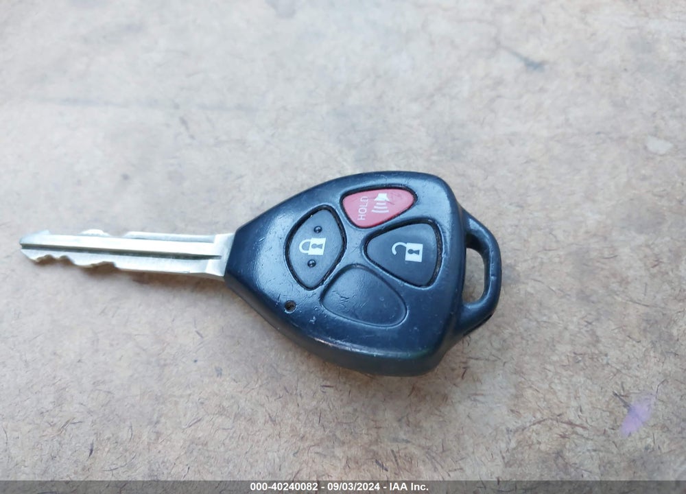 2011 TOYOTA RAV4 VIN: 2T3BF4DV4BW096041