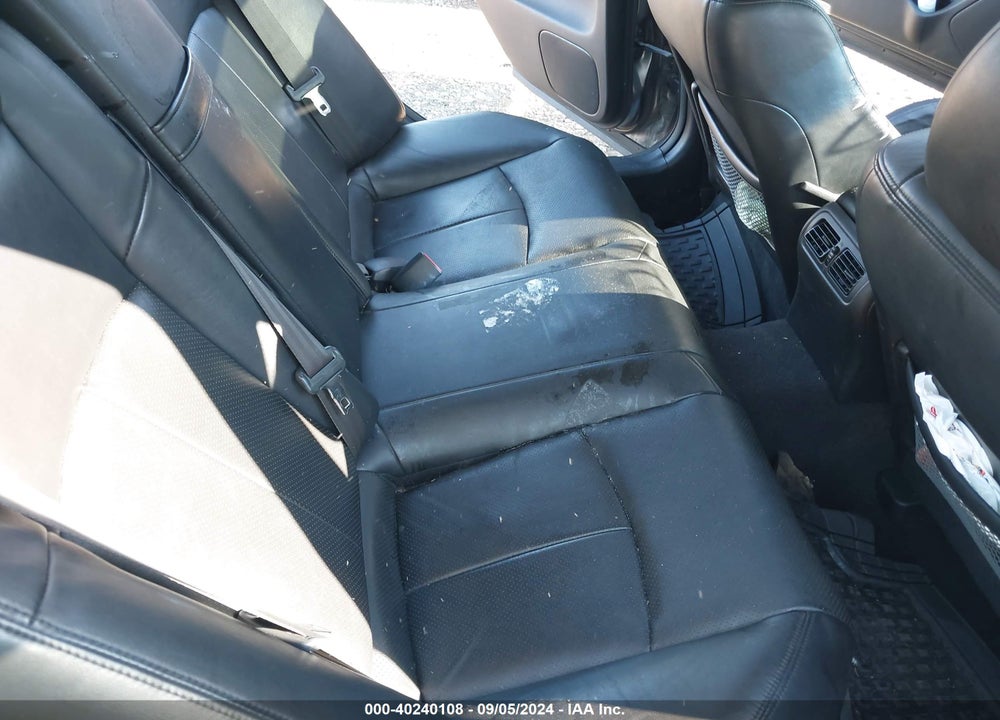 2011 INFINITI G37X VIN: JN1CV6ARXBM401990