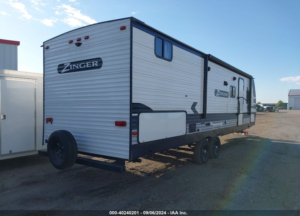 2021 CROSSROADS ZINGER ZT328S VIN: 4YDT29027MS372018