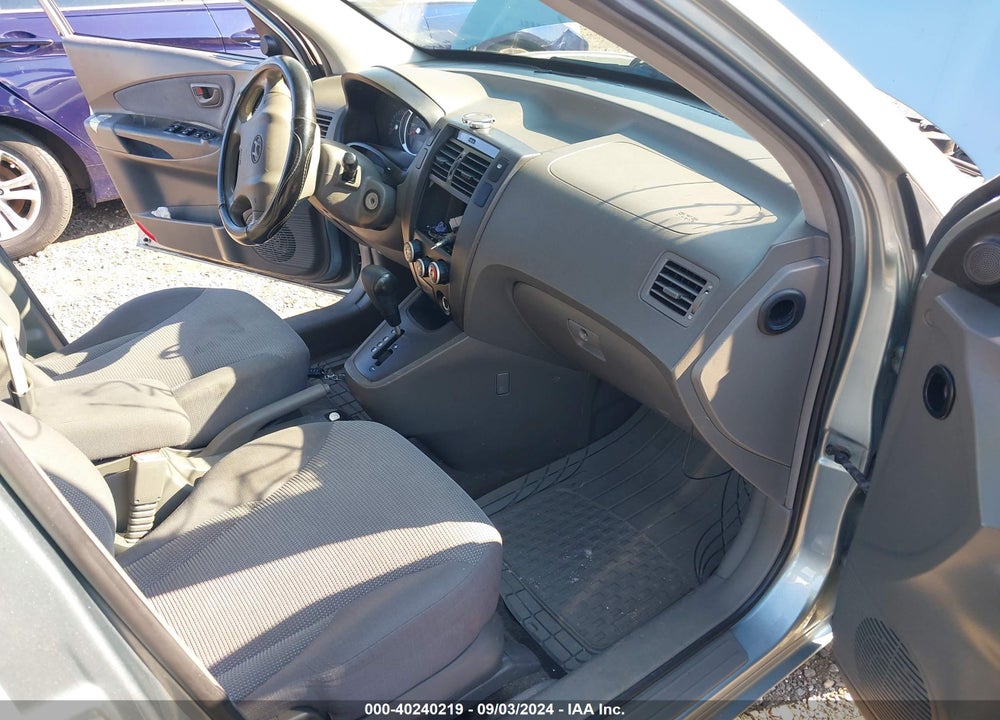 2006 HYUNDAI TUCSON GL VIN: KM8JM12B06U454520