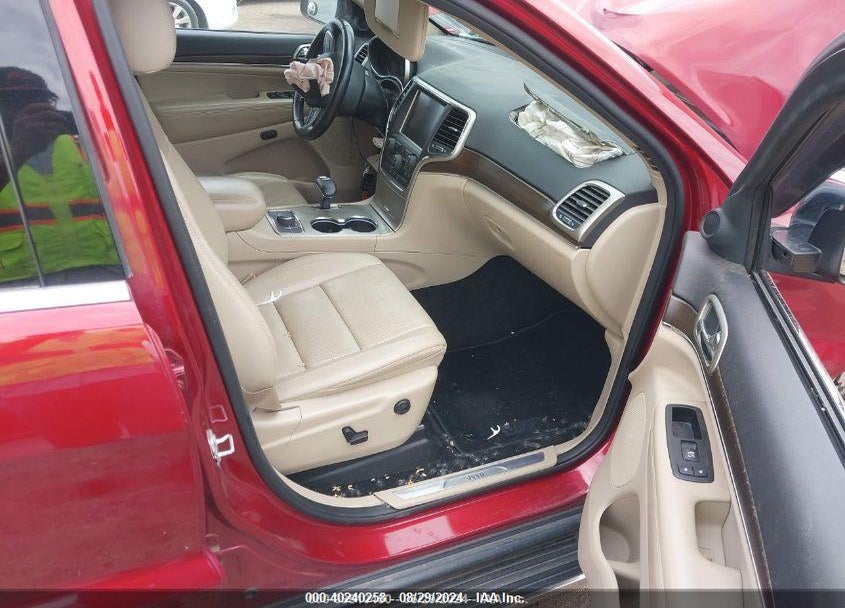 2015 JEEP GRAND CHEROKEE VIN: 1C4RJFBG9FC832056