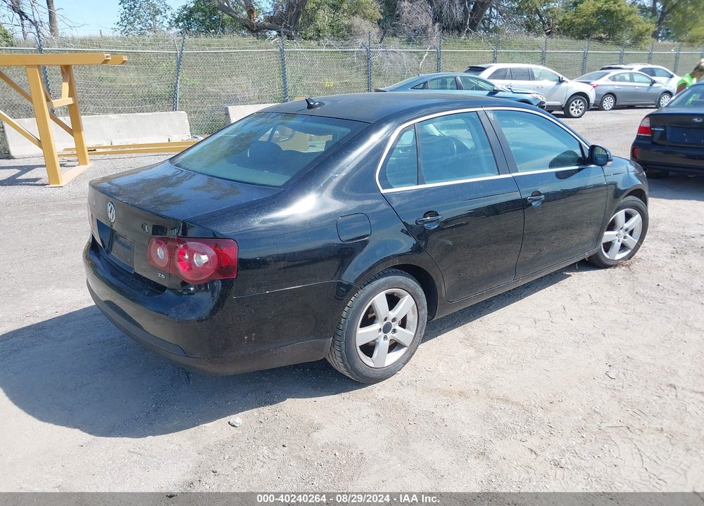 2009 VOLKSWAGEN JETTA SE VIN: 3VWRM71K49M129323