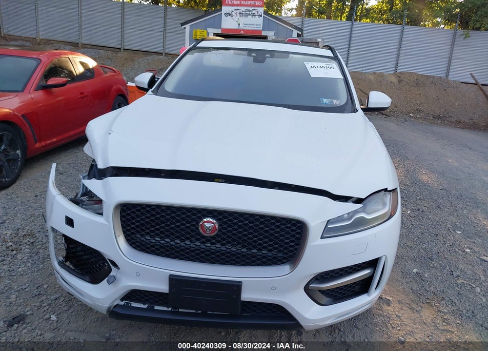 2018 JAGUAR F-PACE 25T R-SPORT VIN: SADCL2FX4JA325044