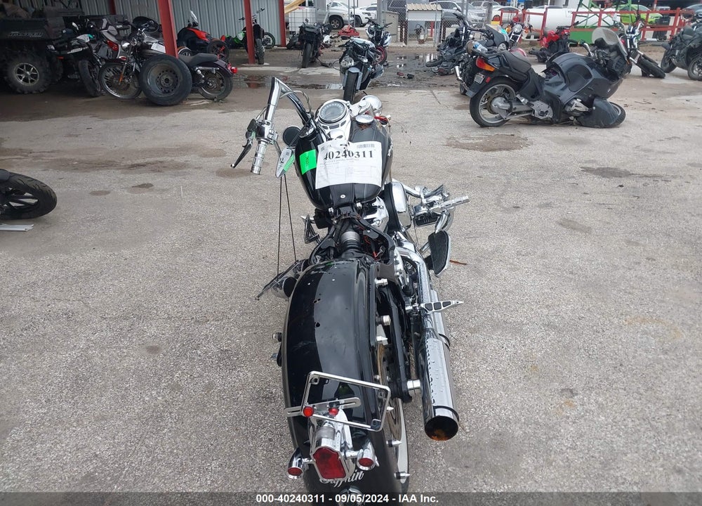 2018 HARLEY-DAVIDSON FLDE DELUXE VIN: 1HD1YCJ15JC057217