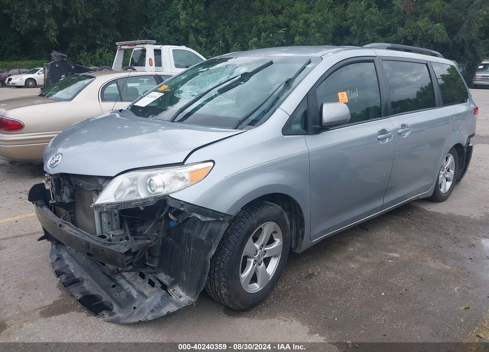 2014 TOYOTA SIENNA LE V6 8 PASSENGER VIN: 5TDKK3DC0ES492168