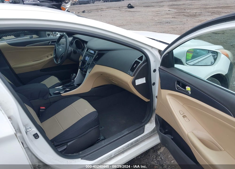 2011 HYUNDAI SONATA HYBRID VIN: KMHEC4A49BA001873