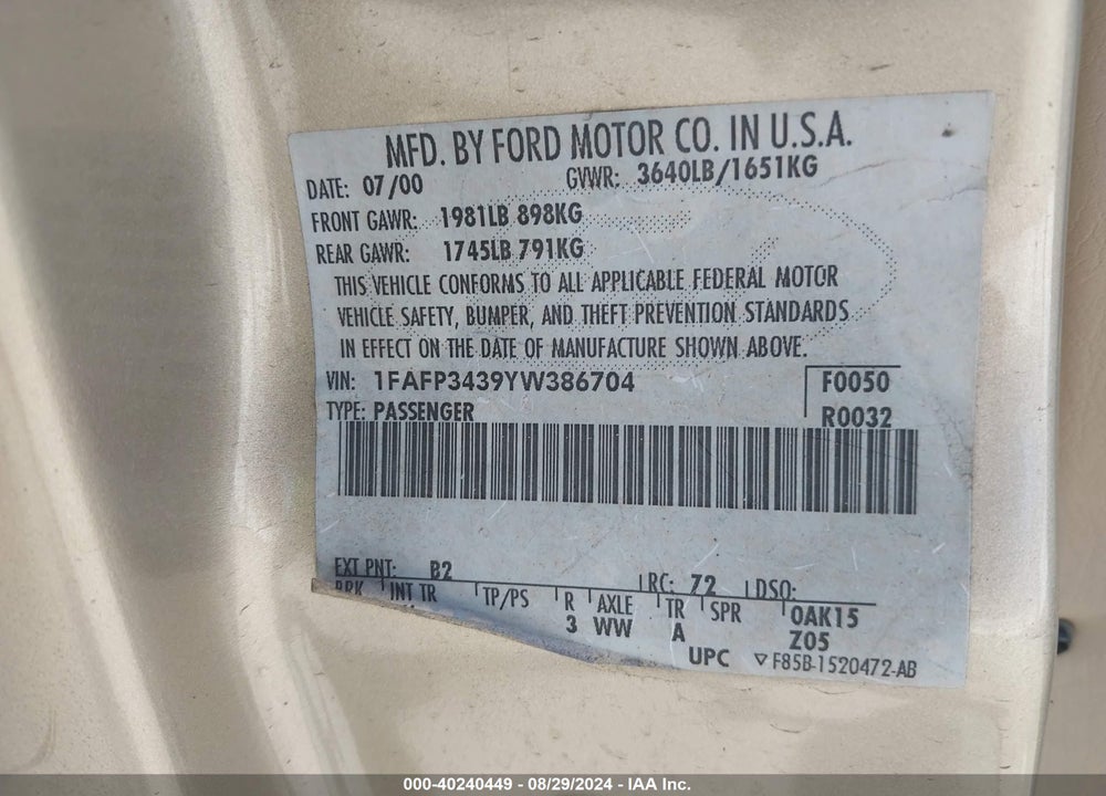 2000 FORD FOCUS SE VIN: 1FAFP3439YW386704