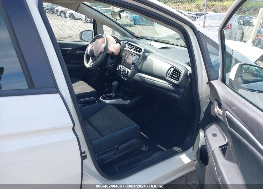 2017 HONDA FIT LX VIN: JHMGK5H51HS005910