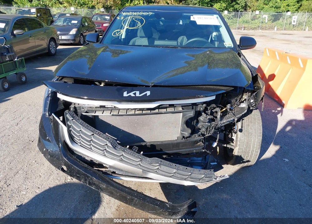 2023 KIA SELTOS LX VIN: KNDEPCAA0P7430946