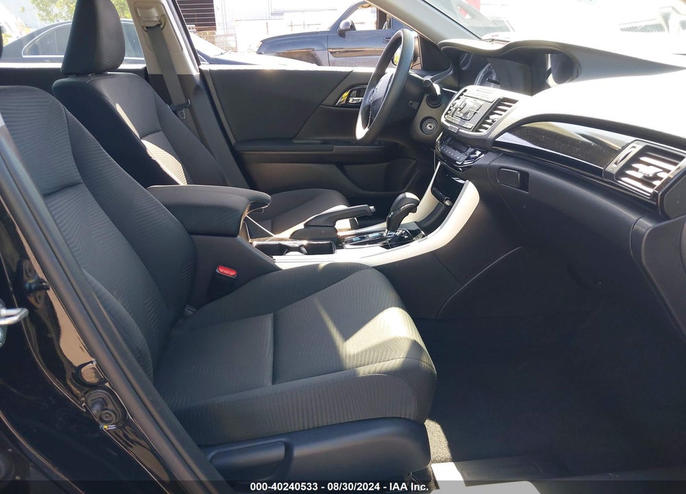 2017 HONDA ACCORD LX VIN: 1HGCR2F37HA293967