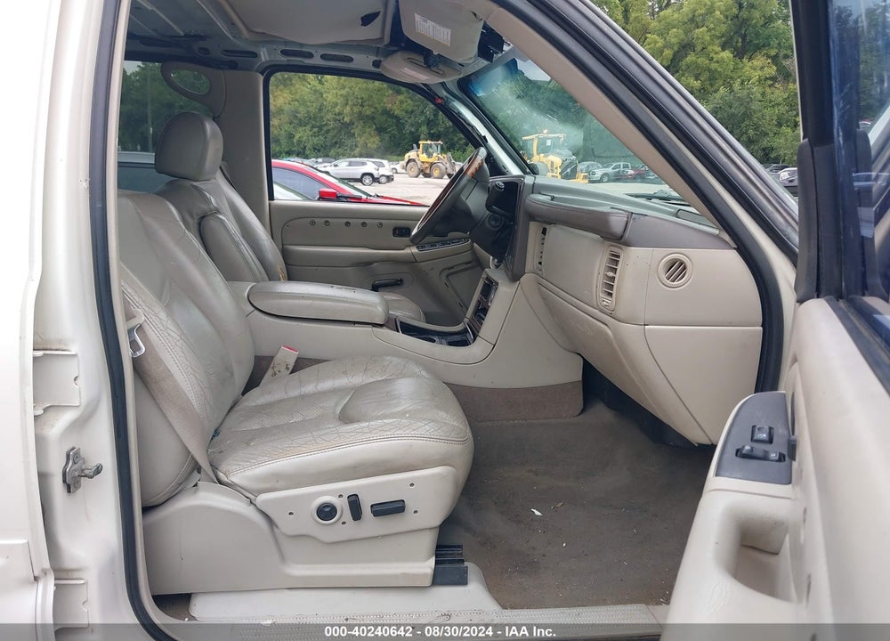 2004 CADILLAC ESCALADE EXT STANDARD VIN: 3GYEK62N04G296418
