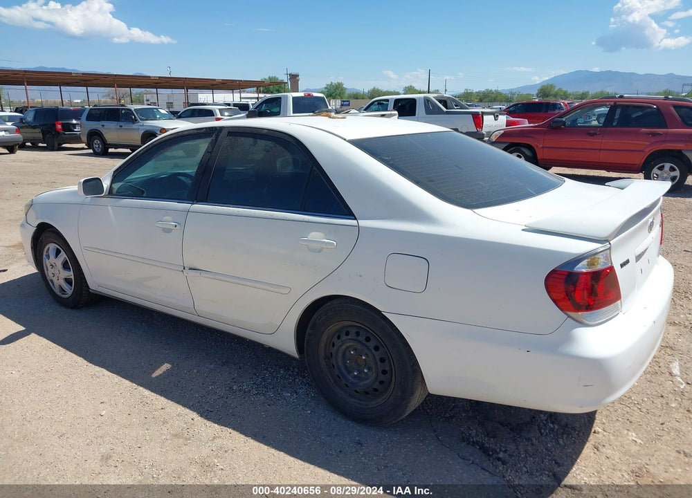 2005 TOYOTA CAMRY SE VIN: 4T1BE32K35U601375