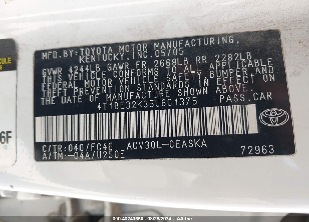 2005 TOYOTA CAMRY SE VIN: 4T1BE32K35U601375