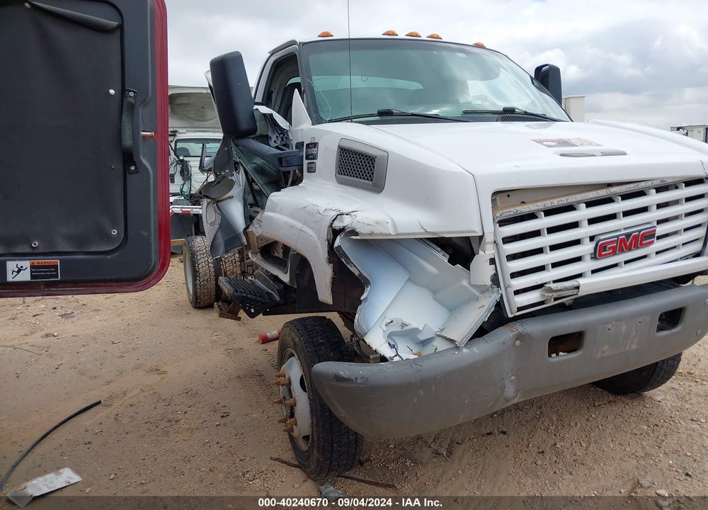 2008 GMC TC5500 VIN: 1GDE5C3978F404694