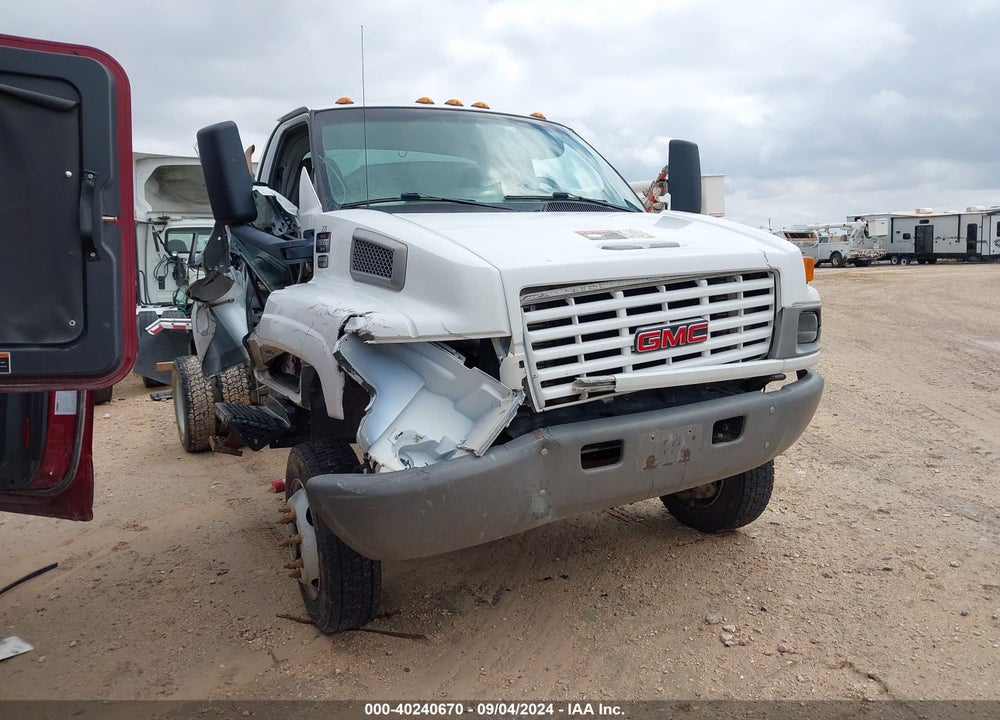 2008 GMC TC5500 VIN: 1GDE5C3978F404694