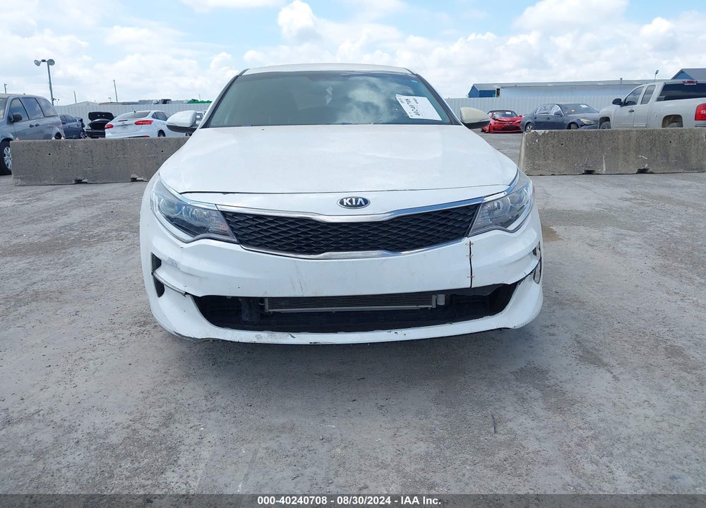 2016 KIA OPTIMA VIN: KNAGT4L38G5085800