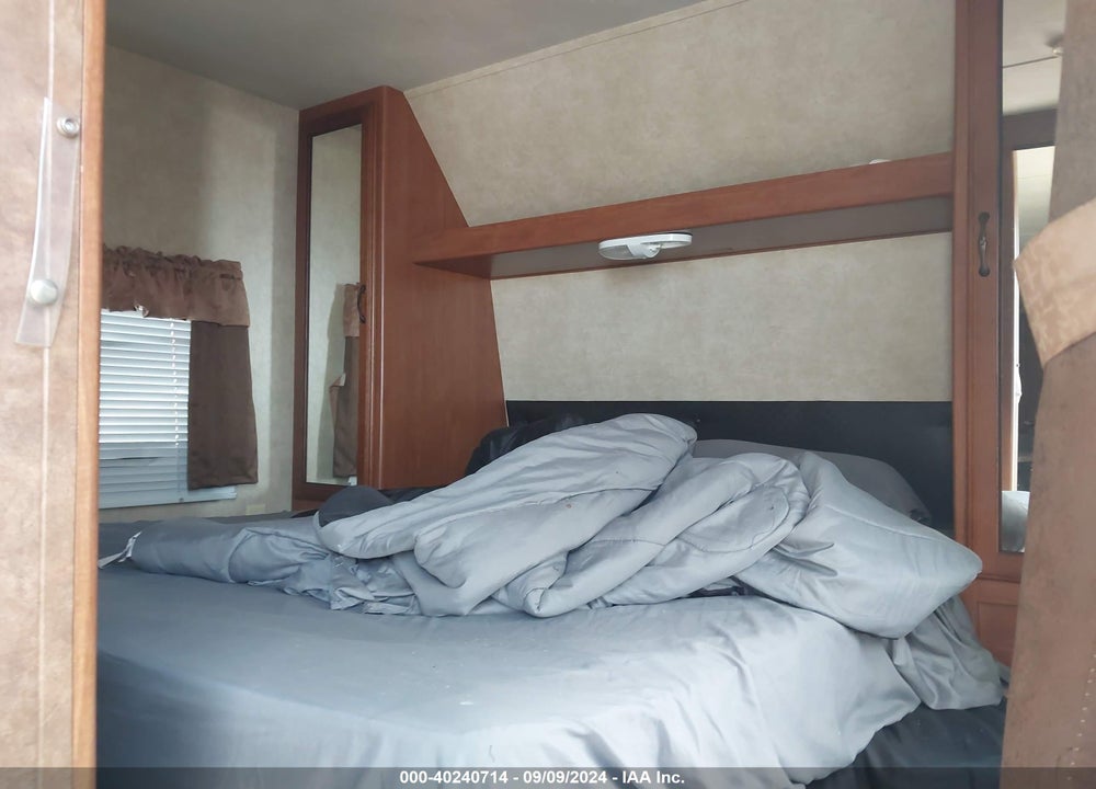 2013 WILDWOOD CAMPER VIN: 4X4TWDB23DC042646