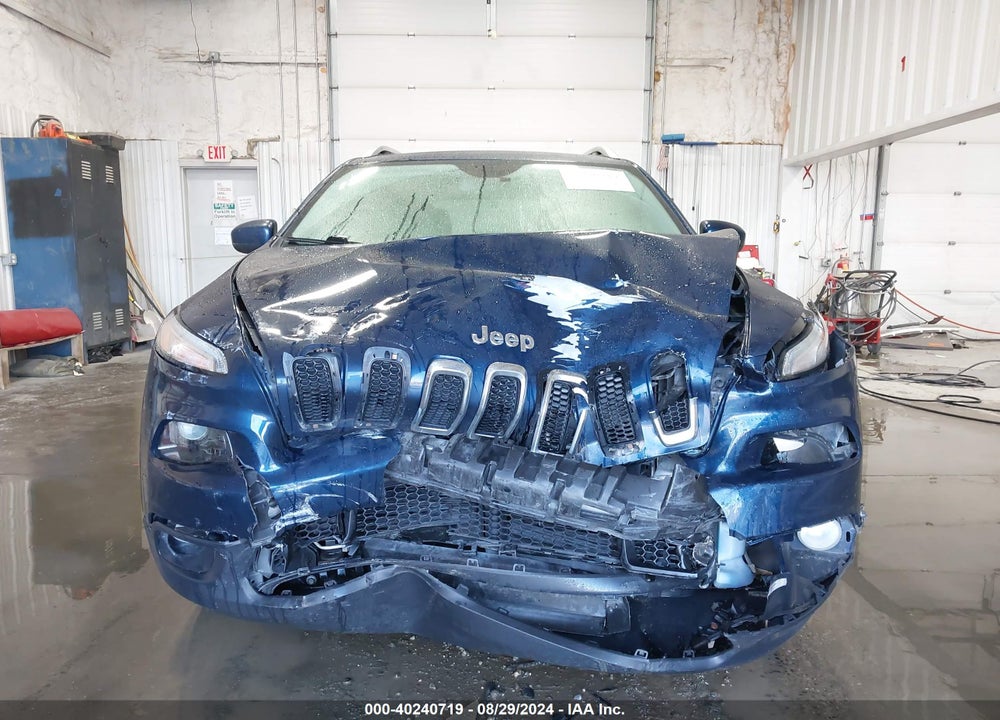 2018 JEEP CHEROKEE LATITUDE 4X4 VIN: 1C4PJMCB0JD570624