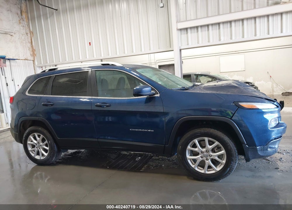 2018 JEEP CHEROKEE LATITUDE 4X4 VIN: 1C4PJMCB0JD570624