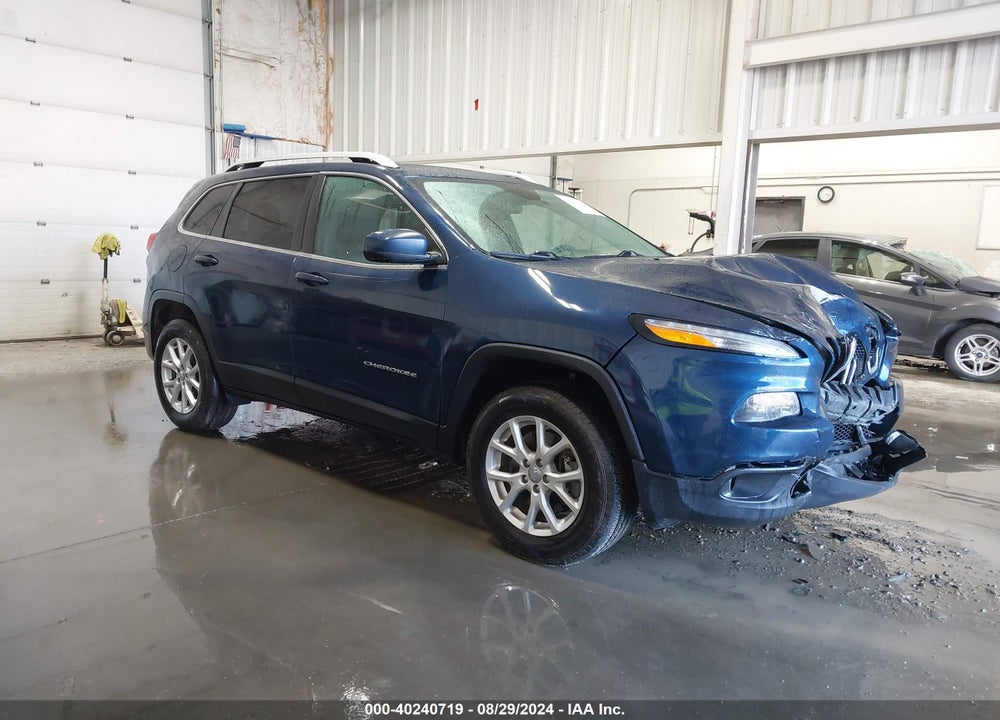 2018 JEEP CHEROKEE LATITUDE 4X4 VIN: 1C4PJMCB0JD570624