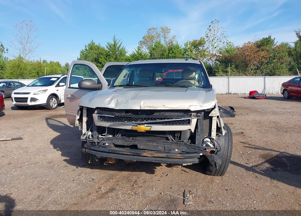 2010 CHEVROLET TAHOE LT VIN: 1GNMCBE35AR204417