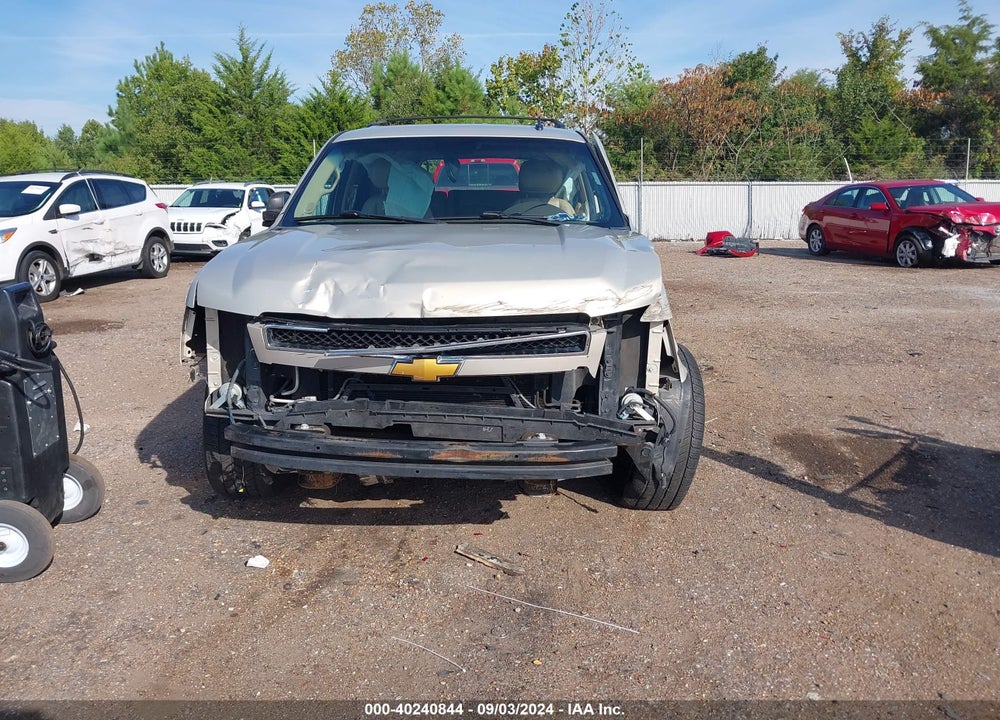 2010 CHEVROLET TAHOE LT VIN: 1GNMCBE35AR204417