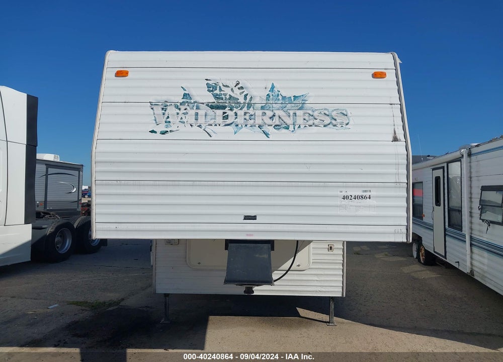2000 WILDERNESS TRAILER VIN: 1ED5S2821Y2958622