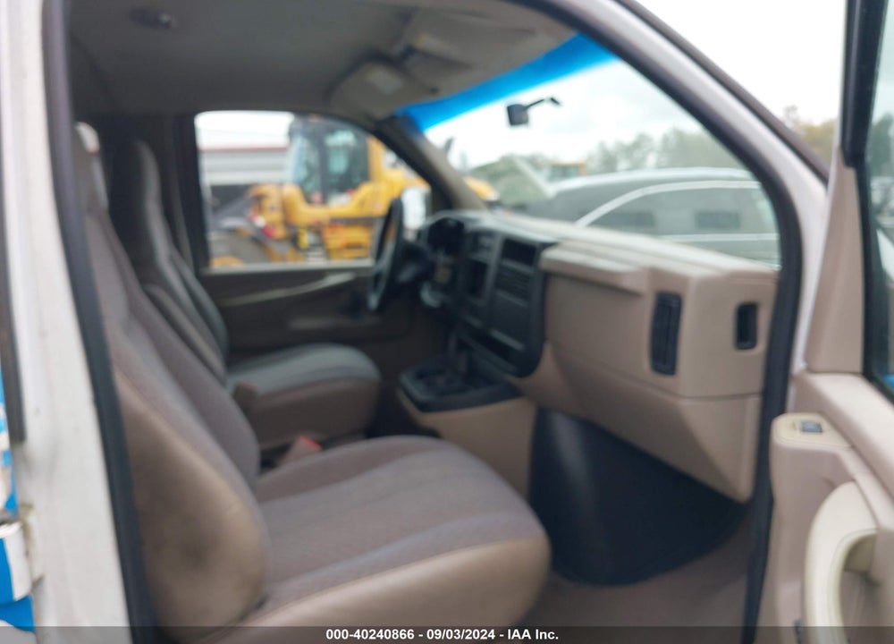 2003 CHEVROLET EXPRESS VIN: 1GAHG39U231223184