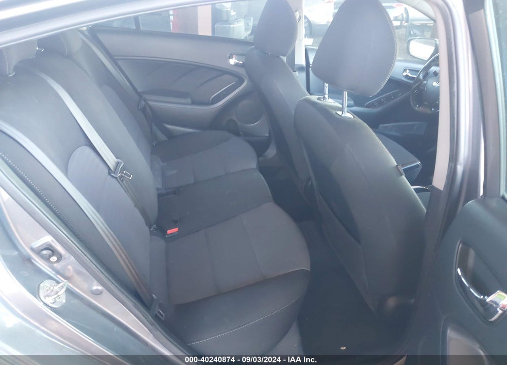 2018 KIA FORTE S VIN: 3KPFL4A7XJE219268