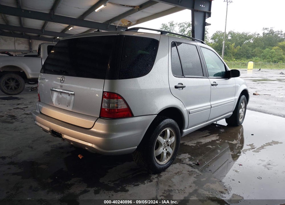 2005 MERCEDES-BENZ ML 500 4MATIC VIN: 4JGAB75E75A526828