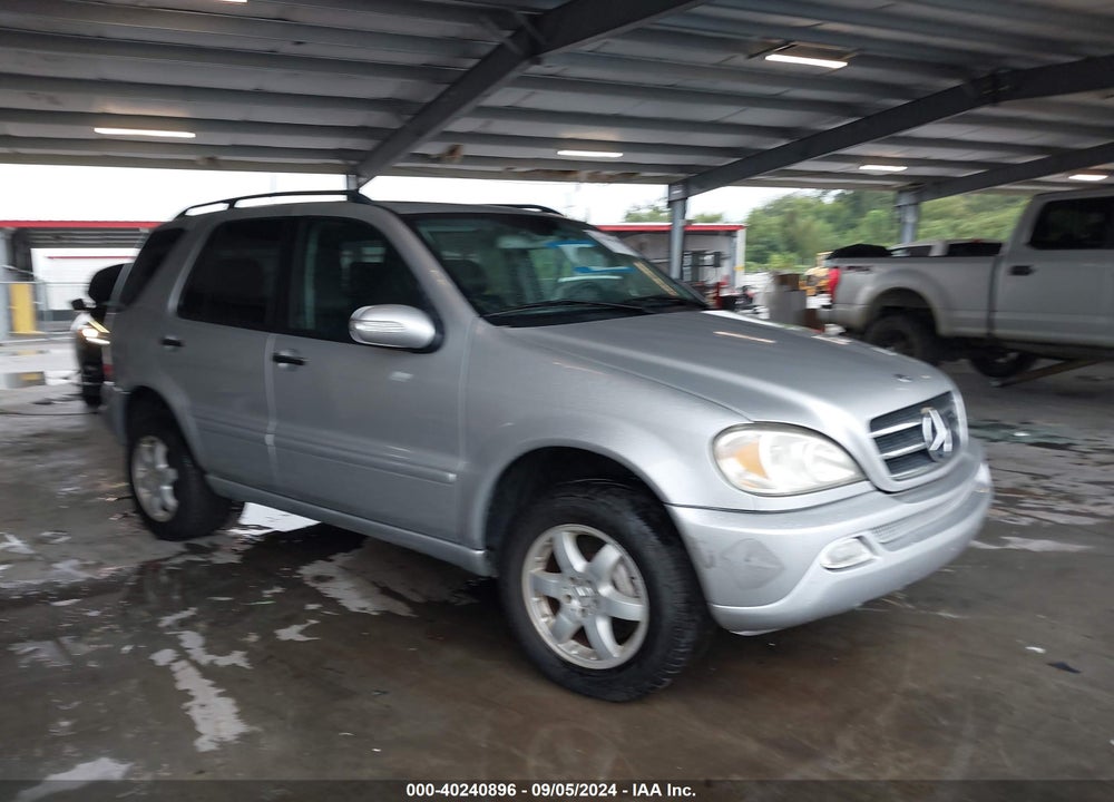 2005 MERCEDES-BENZ ML 500 4MATIC VIN: 4JGAB75E75A526828
