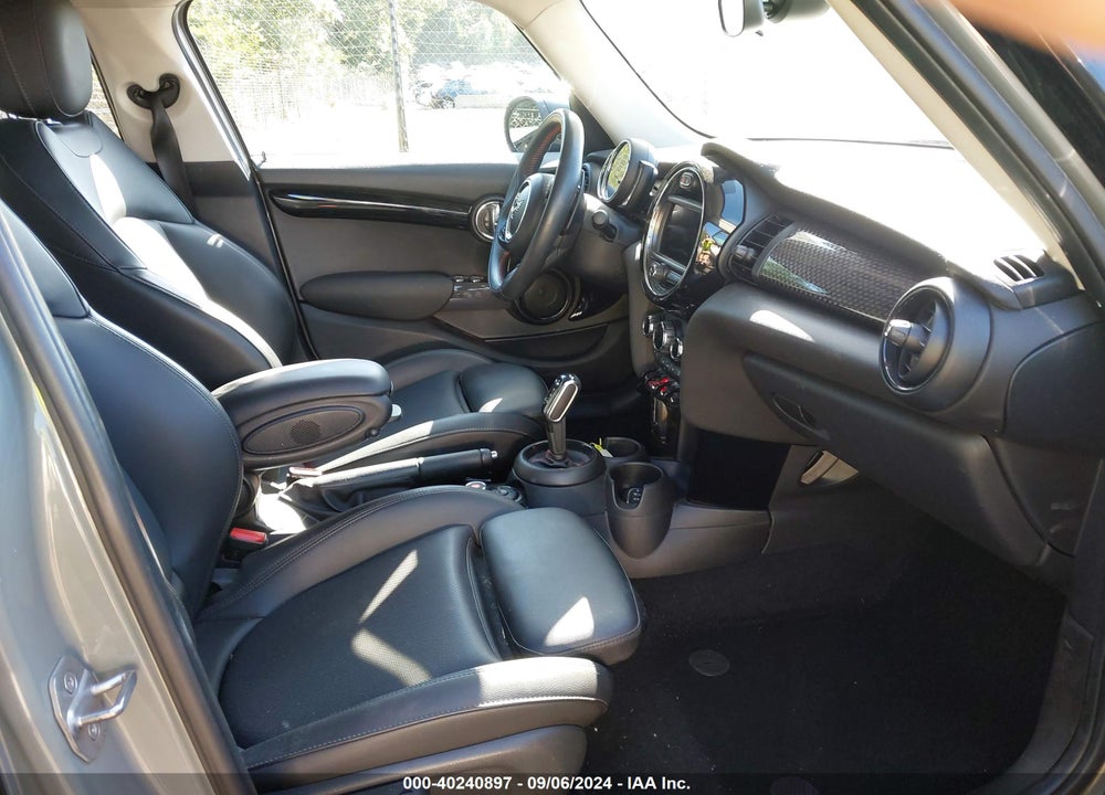 2020 MINI HARDTOP COOPER S VIN: WMWXU9C05L2L53441