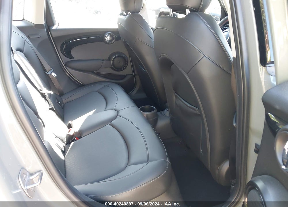 2020 MINI HARDTOP COOPER S VIN: WMWXU9C05L2L53441