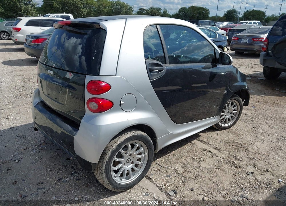 2013 SMART FORTWO PASSION/PURE VIN: WMEEJ3BA4DK628231